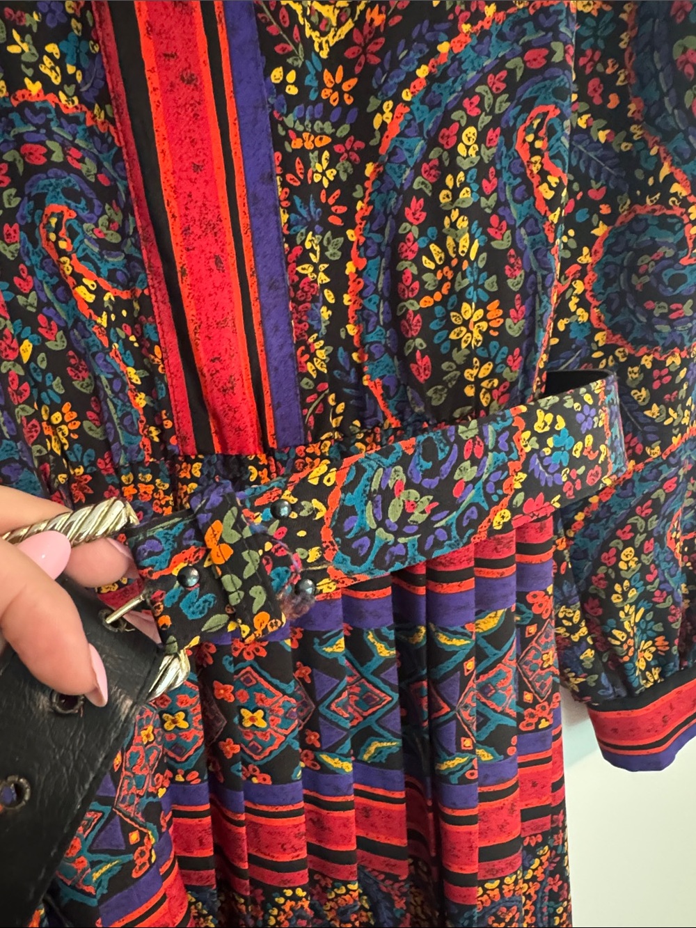 Vintage Lady Carol Multicolor Paisley Long Sleeve Midi Dress - Picture 5 of 7